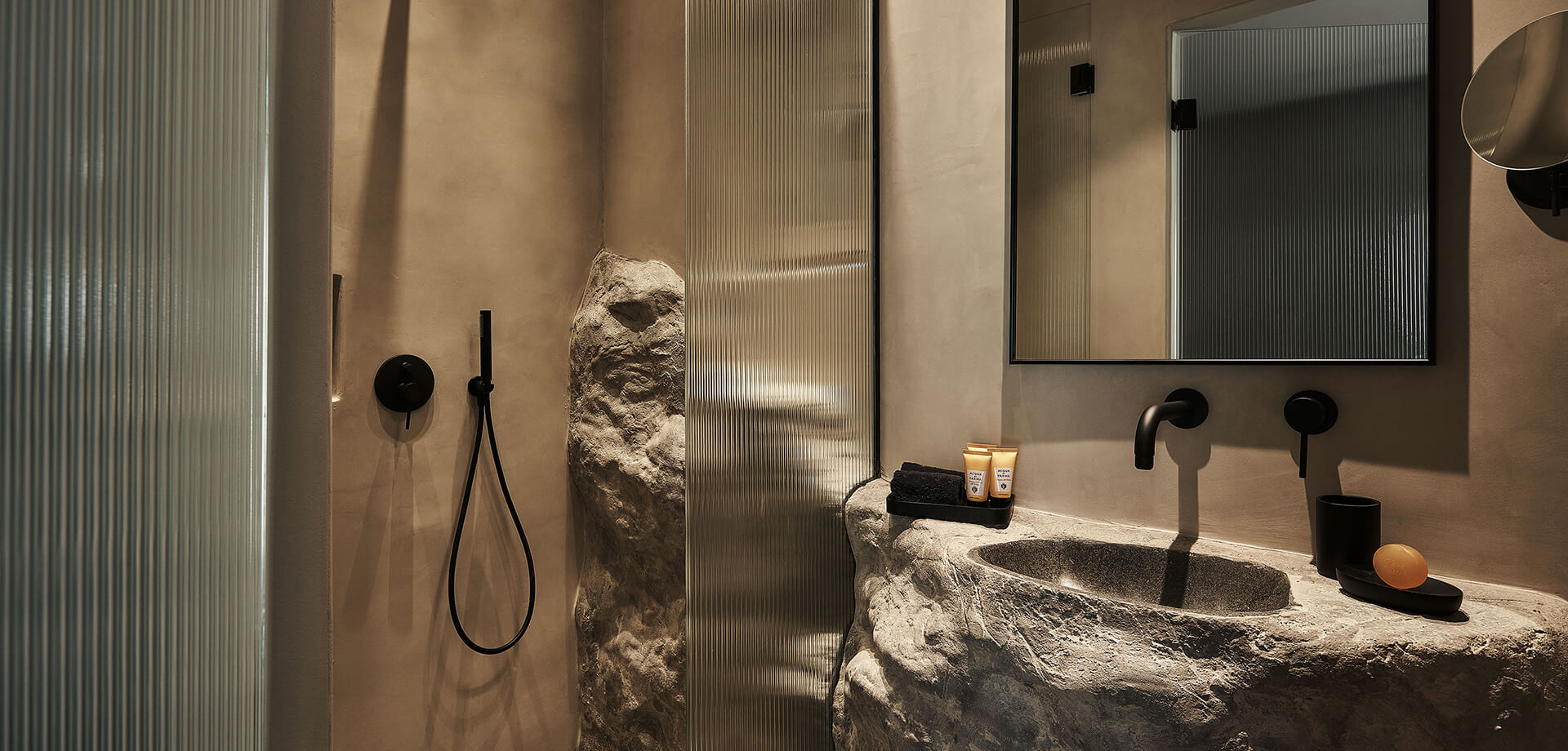 Helios Suite with Hot Tub and Sea View Terrace